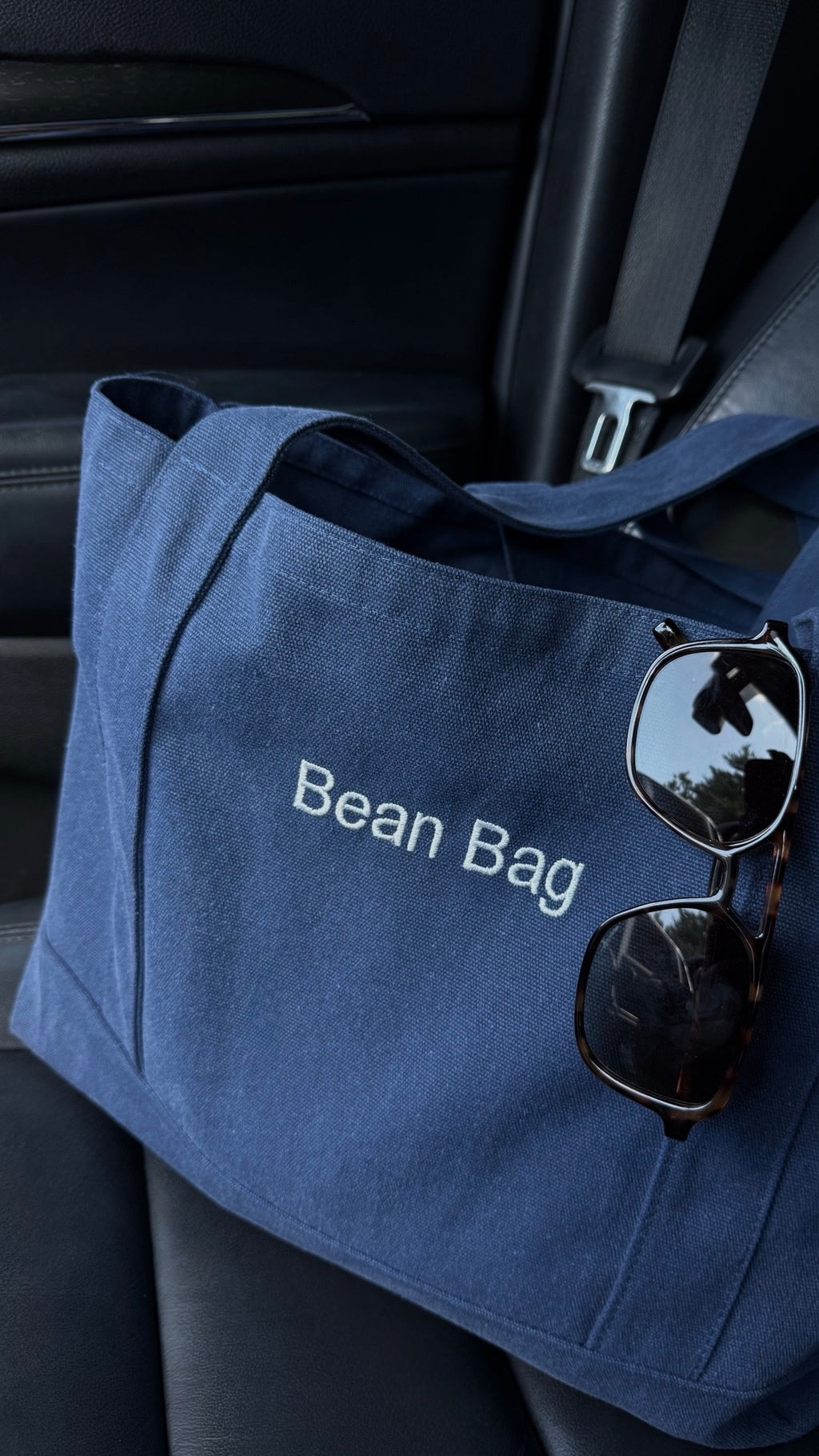 Monochromatic Tote